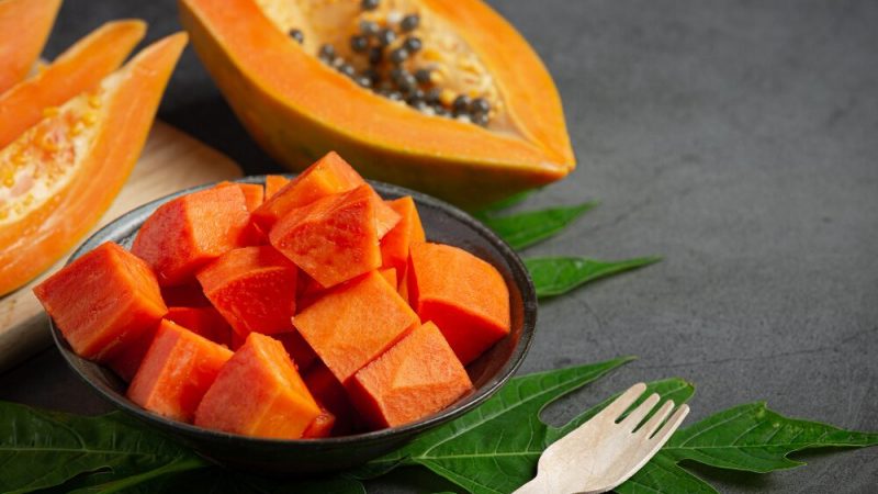 The Many Benefits of Eating Papaya